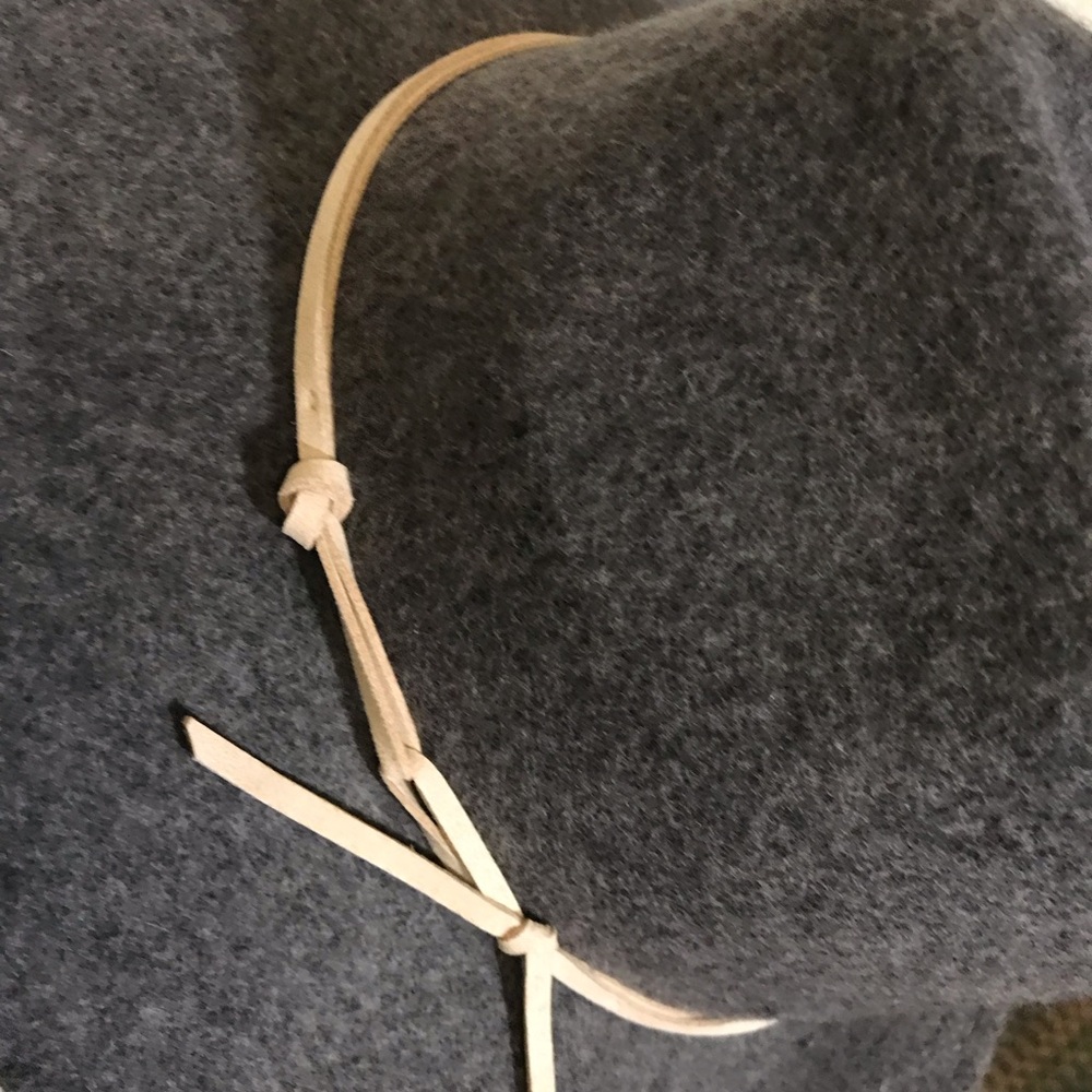 Universal Thread Wool Hat - Picture 2 of 4
